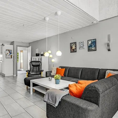 펜션 5 Bedroom In Toftlund