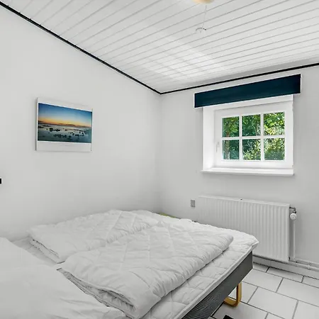 5 Bedroom In *